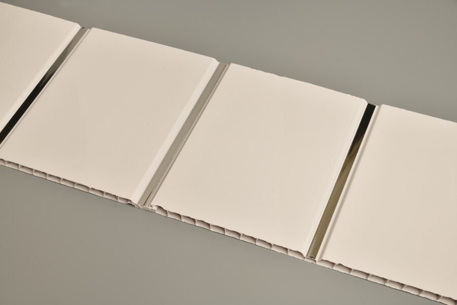 2.6m Gloss White Grooved Ceiling Panel with silver strip (4 pack)